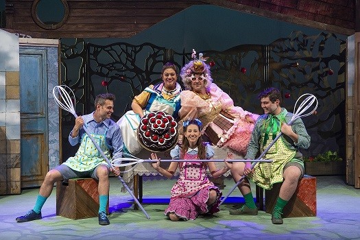 תמונה של השחקנים בהצגה 